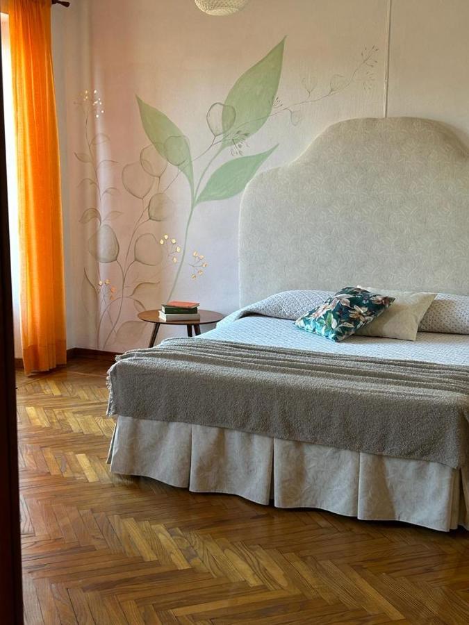 Casa Vacanze Malvarosa Casale Corte Cerro Luaran gambar