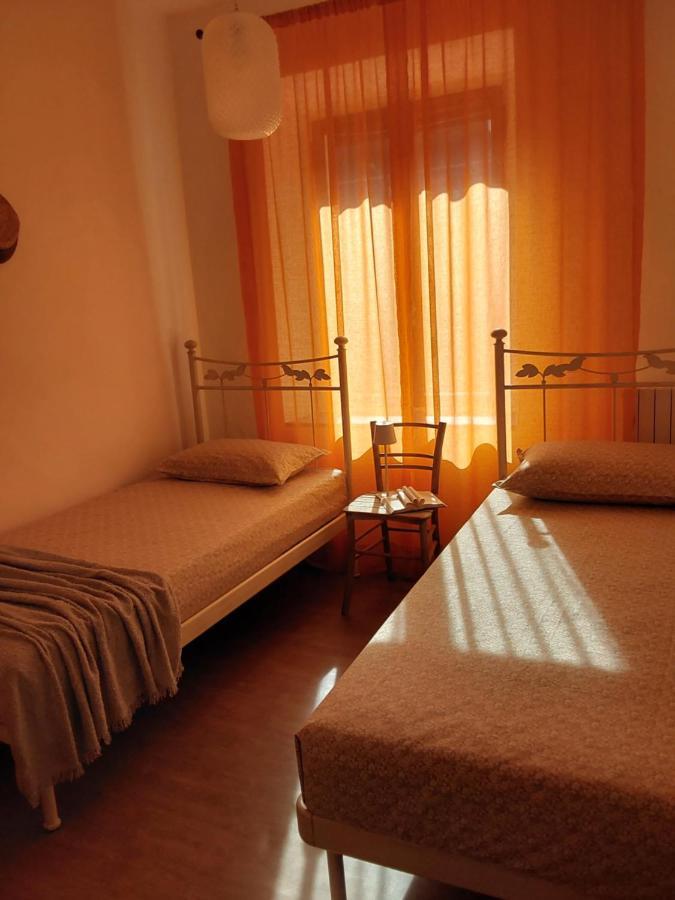 Casa Vacanze Malvarosa Casale Corte Cerro Luaran gambar