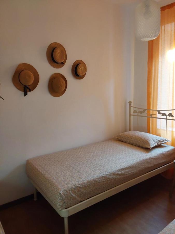 Casa Vacanze Malvarosa Casale Corte Cerro Luaran gambar