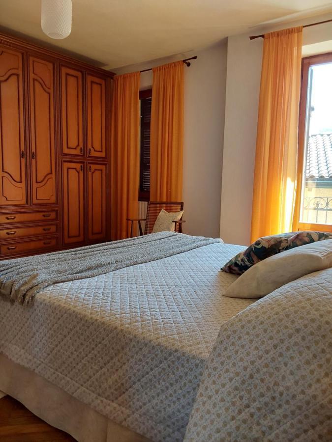 Casa Vacanze Malvarosa Casale Corte Cerro Luaran gambar