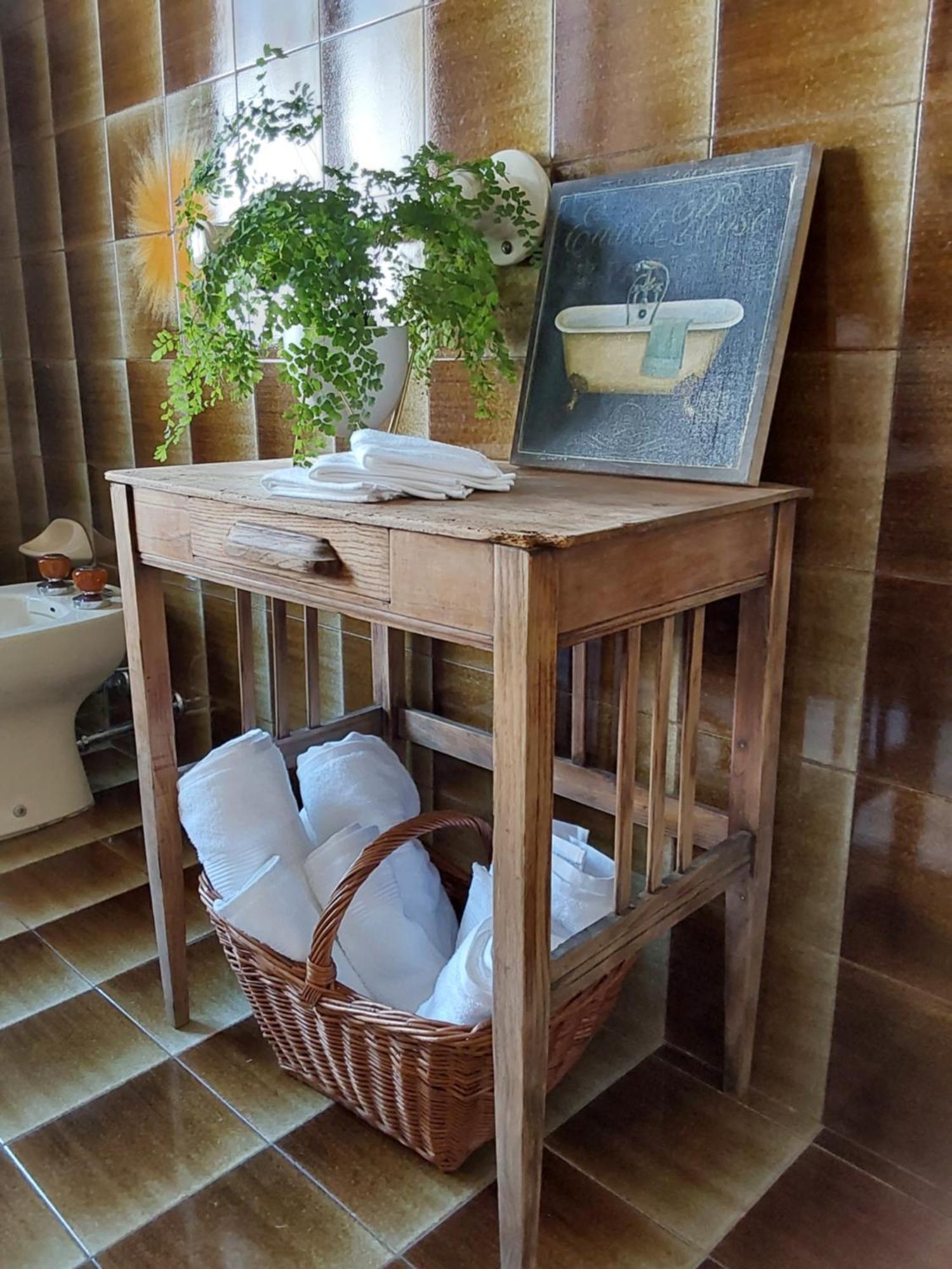 Casa Vacanze Malvarosa Casale Corte Cerro Luaran gambar